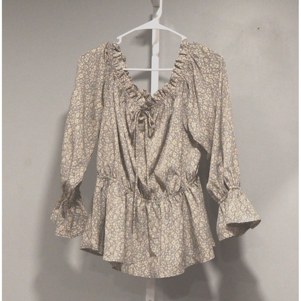 Gilli Size L Peasant-Style Prairie-Core Blouse Gray/Beige Floral Fabric Ties